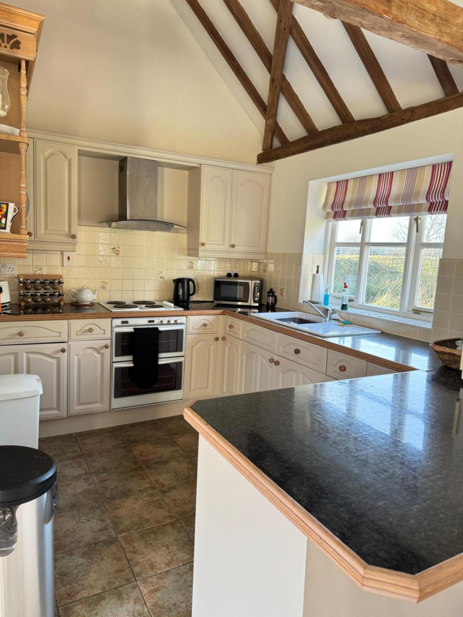 Waters Edge Apartment Rolvenden Exterior photo